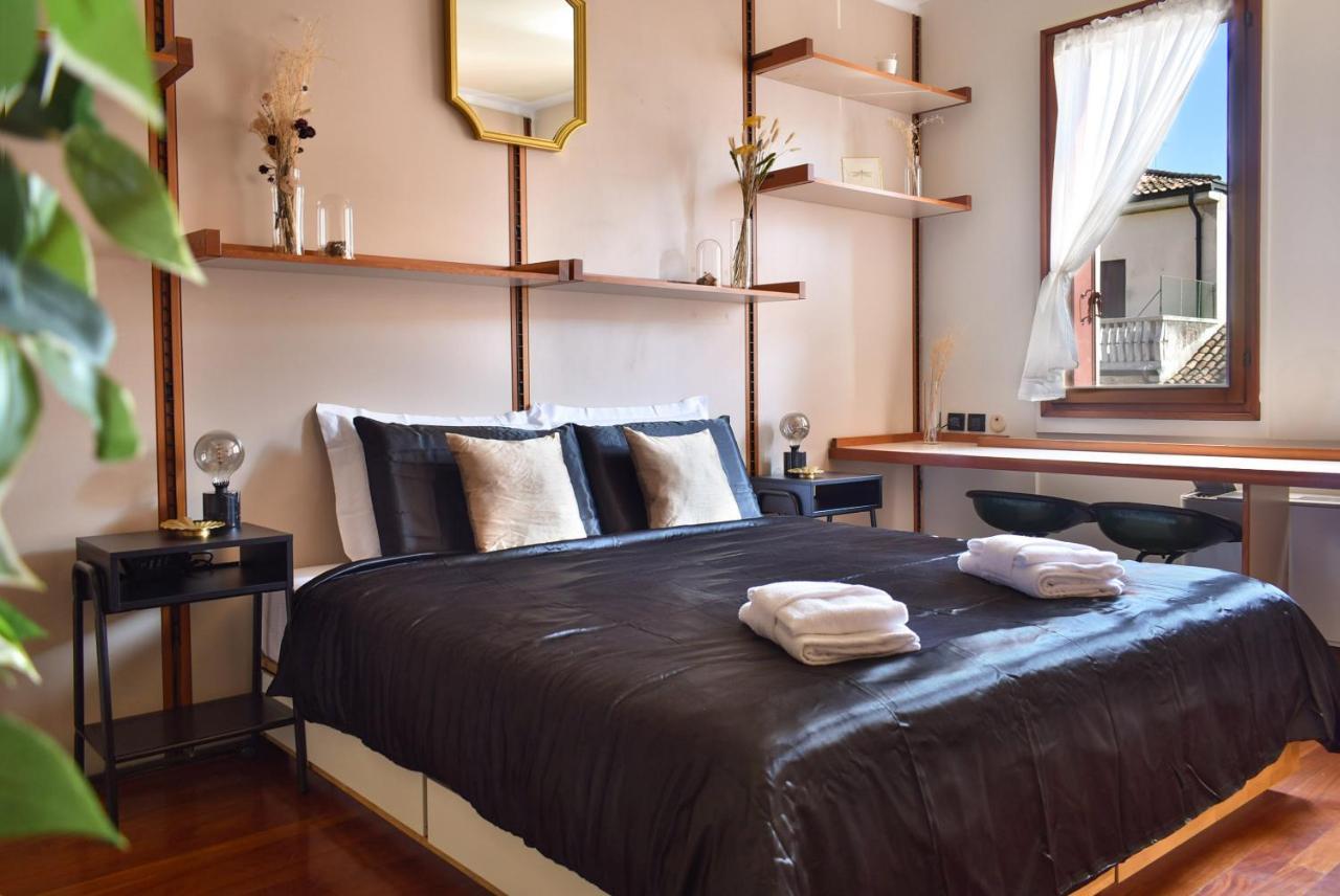 Portello Chic Apartments Padova Exterior photo